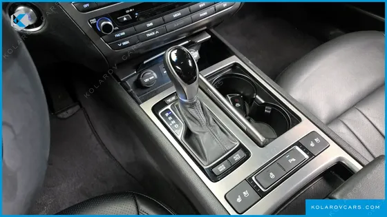 HYUNDAI GENESIS G330 MODERN