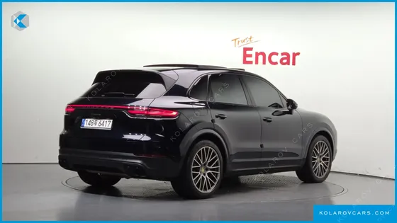 PORSCHE CAYENNE 3.0 PLATINUM EDITION