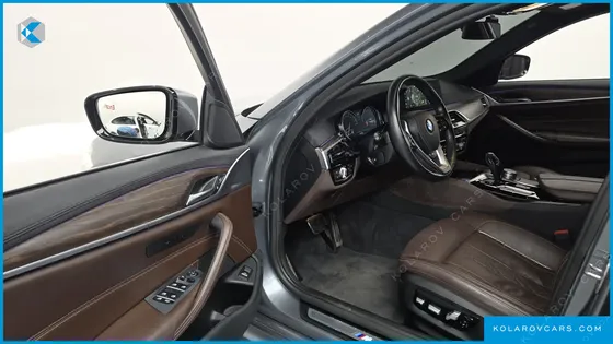 BMW 5 SERIES 530I XDRIVE M SPORT PACKAGE PLUS