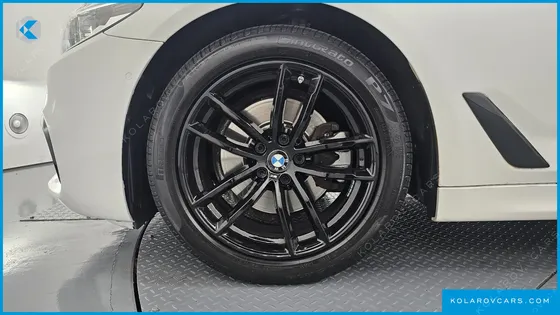 BMW 5 SERIES 520D XDRIVE M SPORT PACKAGE PLUS