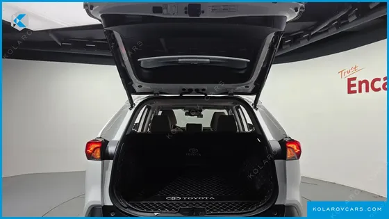 TOYOTA RAV4 2.5 4WD HYBRID