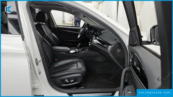 BMW 5 SERIES 520I LUXURY