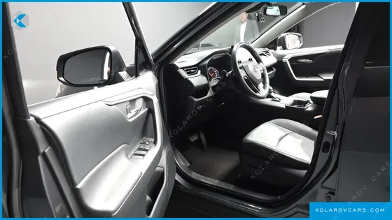 TOYOTA RAV4 2.5 2WD