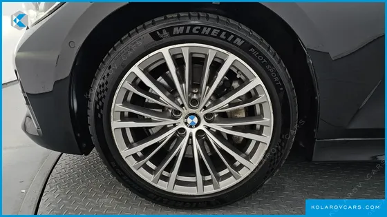 BMW 3 SERIES 330I LUXURY