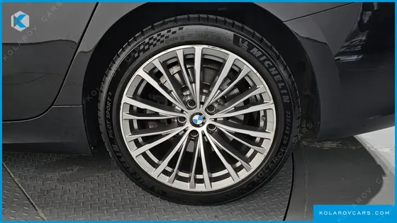 BMW 3 SERIES 330I LUXURY