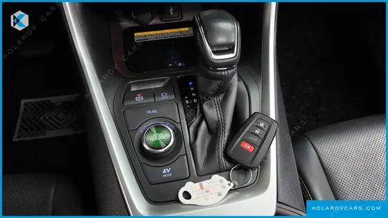 TOYOTA RAV4 2.5 4WD HYBRID