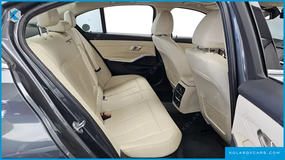 BMW 3 SERIES 330I XDRIVE LUXURY