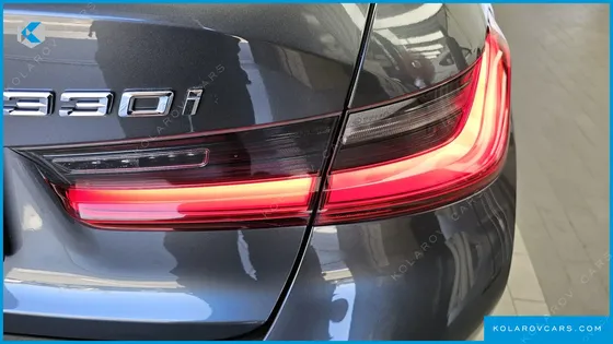 BMW 3 SERIES 330I XDRIVE LUXURY