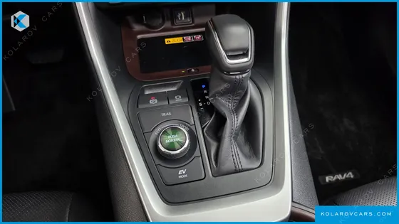 TOYOTA RAV4 2,5 4WD HYBRID LTD