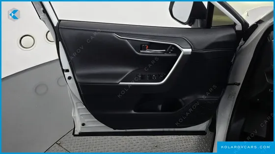 TOYOTA RAV4 2,5 4WD HYBRID LTD
