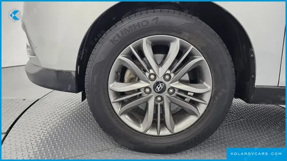 HYUNDAI TUCSON DIESEL(E-VGT) 2WD