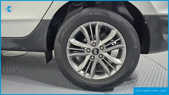 HYUNDAI TUCSON DIESEL(E-VGT) 2WD