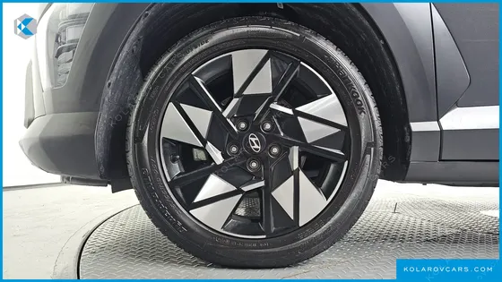 HYUNDAI KONA PREMIUM