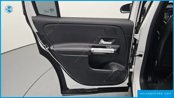 MERCEDES GLB-CLASS GLB220