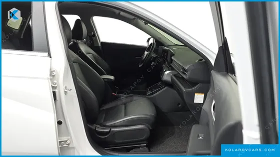 HYUNDAI KONA PREMIUM