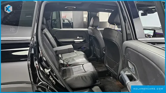 MERCEDES GLB-CLASS GLB220