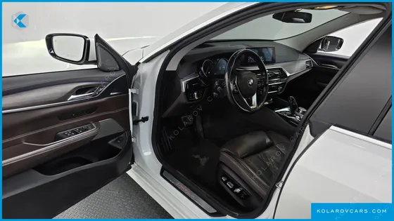 BMW GRAN TURISMO (GT) 640I XDRIVE LUXURY