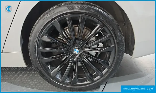BMW GRAN TURISMO (GT) 640I XDRIVE LUXURY