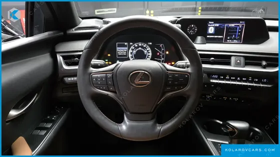 LEXUS UX 2.0 2WD