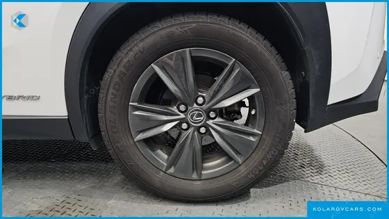 LEXUS UX 2.0 2WD