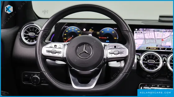 MERCEDES EQB EQB300 4MATIC AMG LINE