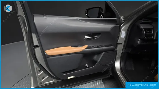 LEXUS UX 2.0 2WD