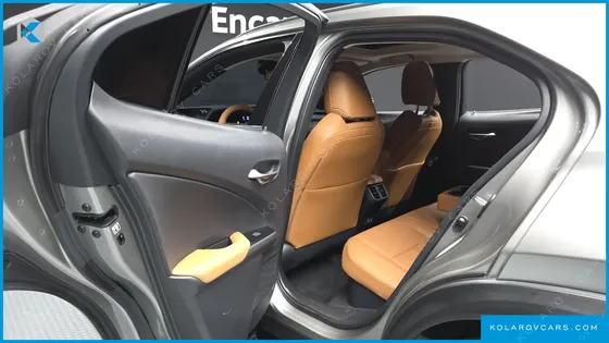LEXUS UX 2.0 2WD