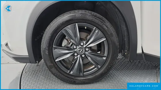 LEXUS UX 2.0 2WD