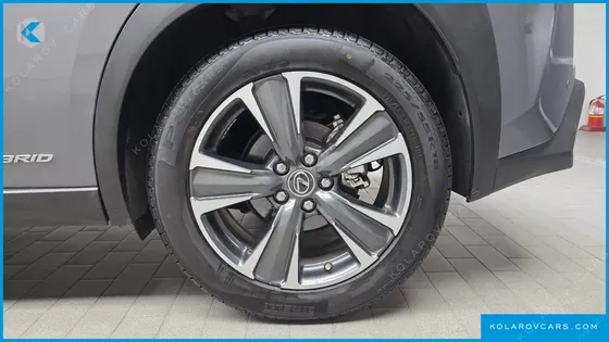 LEXUS UX 2.0 AWD