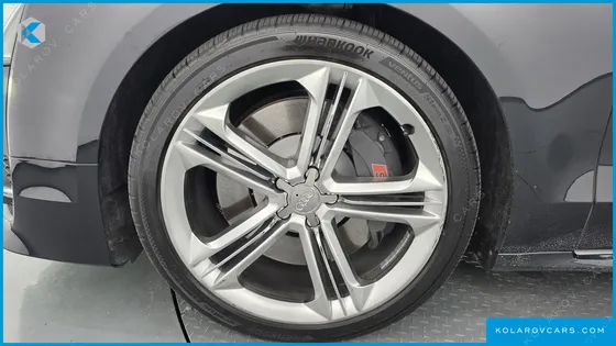 AUDI S8 4.0 TFSI QUATTRO