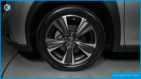 LEXUS UX 2.0 AWD