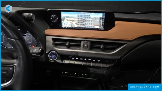 LEXUS UX 2.0 AWD