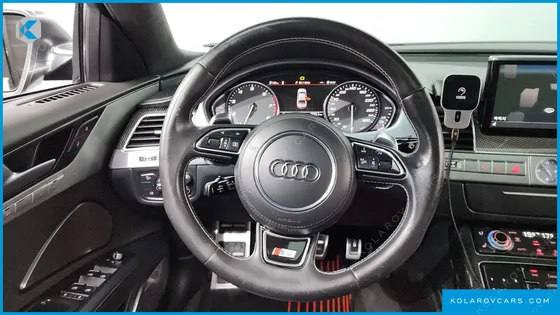 AUDI S8 4.0 TFSI QUATTRO