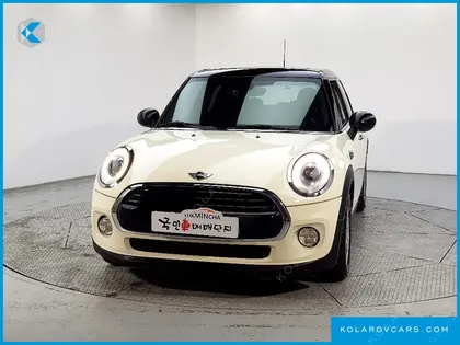 MINI COOPER 5DOOR MID