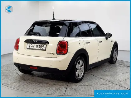 MINI COOPER 5DOOR MID