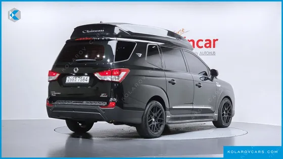 KGM - SSANGYONG KORANDO 4WD CHATEAU 11-SEATER