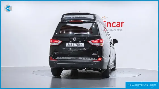 KGM - SSANGYONG KORANDO 4WD CHATEAU 11-SEATER
