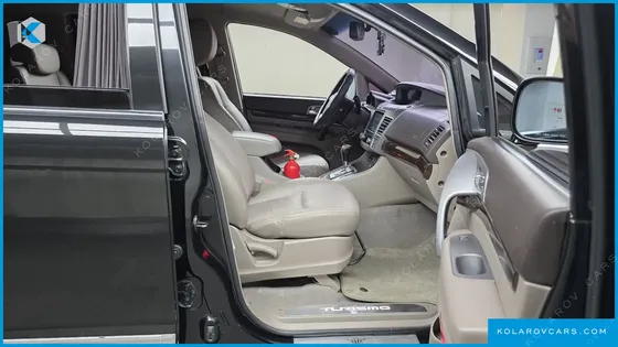KGM - SSANGYONG KORANDO 4WD CHATEAU 11-SEATER