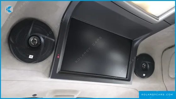 KGM - SSANGYONG KORANDO 4WD CHATEAU 11-SEATER