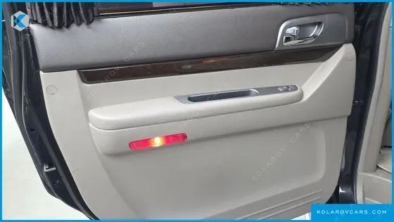 KGM - SSANGYONG KORANDO 4WD CHATEAU 11-SEATER