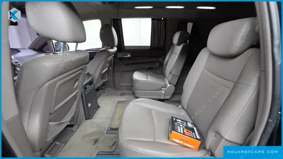 KGM - SSANGYONG KORANDO 4WD CHATEAU 11-SEATER