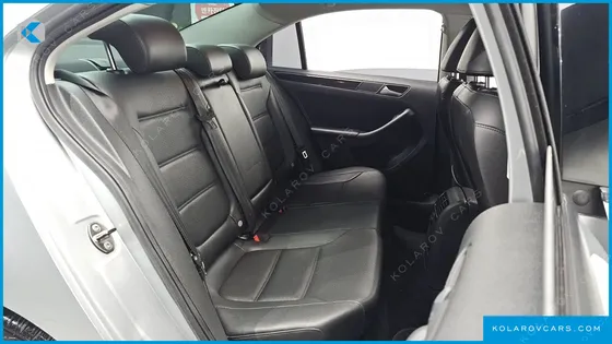 VOLKSWAGEN JETTA 2.0 TDI