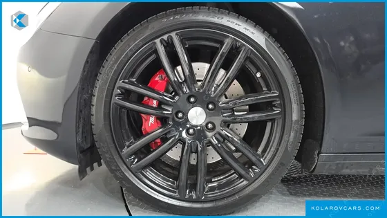 MASERATI GHIBLI 3.0S Q4