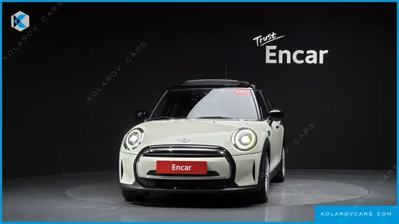 MINI COOPER 5-DOOR CLASSIC PLUS