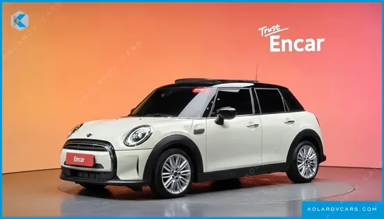 MINI COOPER 5-DOOR CLASSIC PLUS