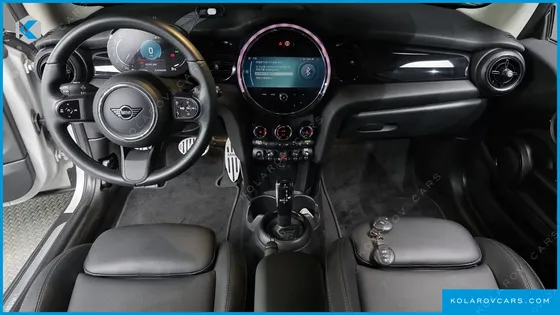 MINI COOPER CLASSIC PLUS LAUNCH PACK