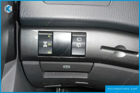 KGM - SSANGYONG KORANDO 4WD LT 11-SEATER