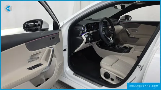 MERCEDES A-CLASS A220 HATCHBACK