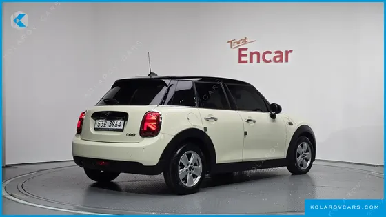 MINI COOPER 5DOOR STANDARD