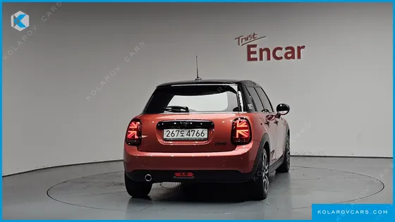MINI COOPER 5DOOR ROSEWOOD EDITION